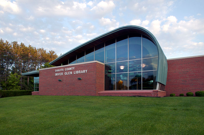 Exterior of Inver Glen Library.