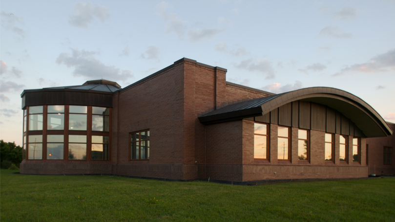 Exterior of Pleasant Hill Library.